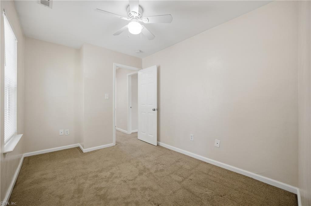 5109 James St Property Photo 18