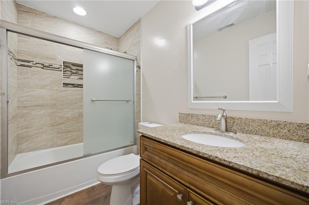 5109 James St Property Photo 23