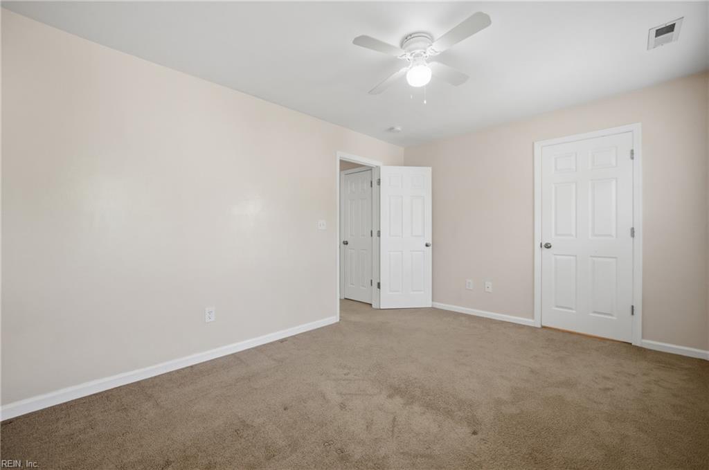 5109 James St Property Photo 24