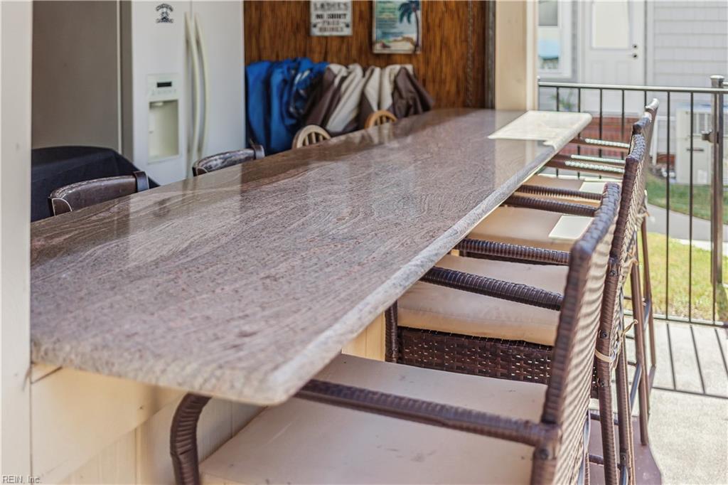 62 Park Ave Property Photo 33