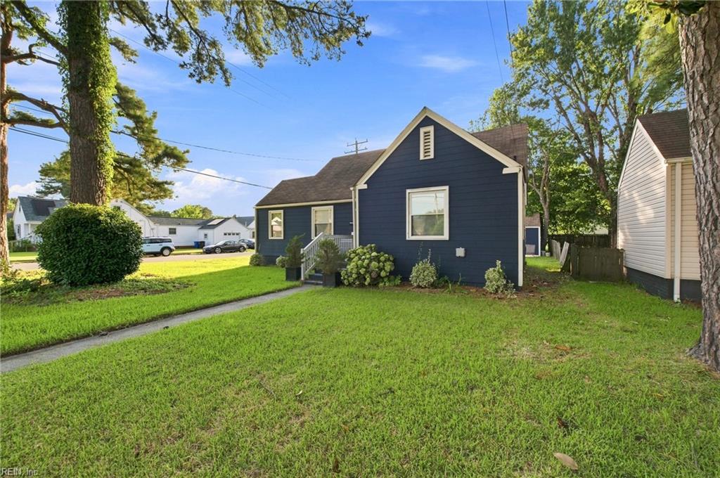 246 Sandpiper Dr Property Photo 3