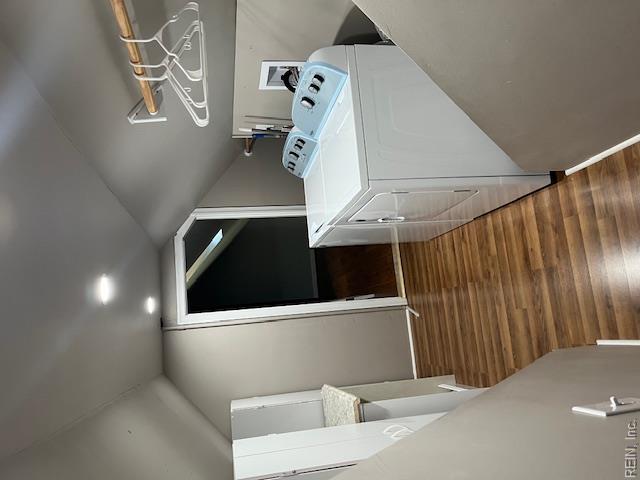 870 Carlton Rd Property Photo 32