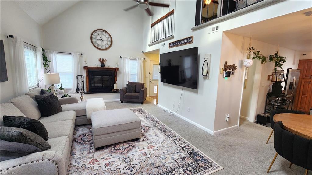 1209 Woodbridge Trl Property Photo 4