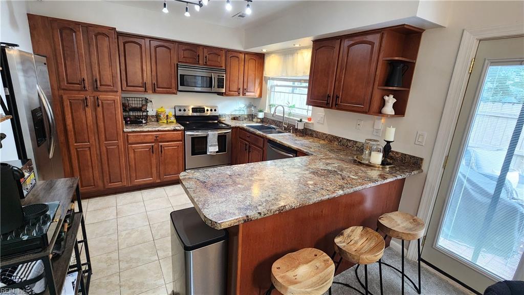 1209 Woodbridge Trl Property Photo 7