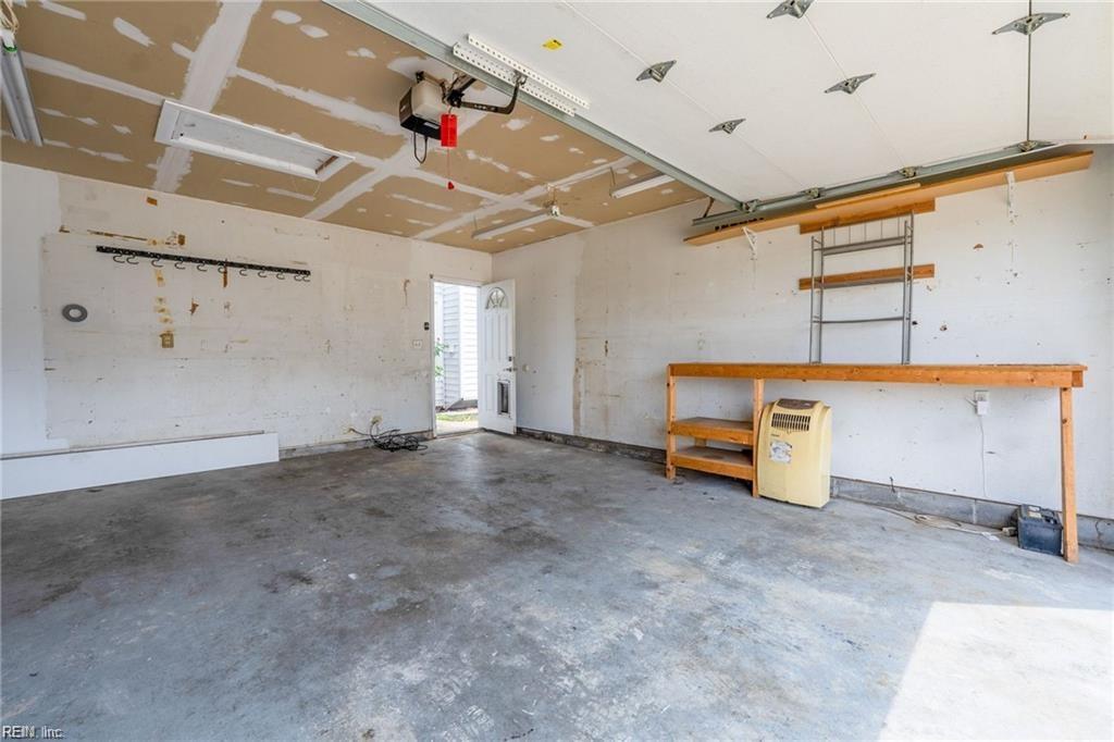 1209 Woodbridge Trl Property Photo 16