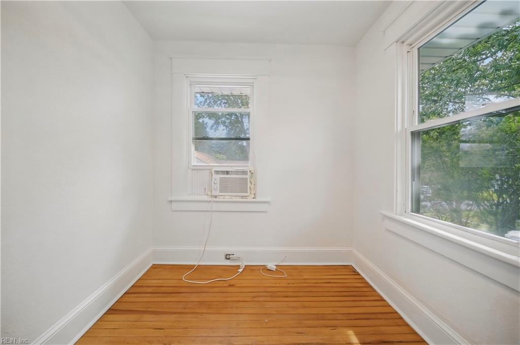 3672 Henrico St Property Photo 9
