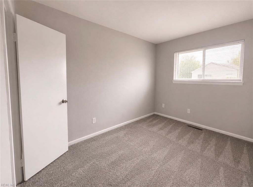 1430 Sierra Dr Property Photo 22