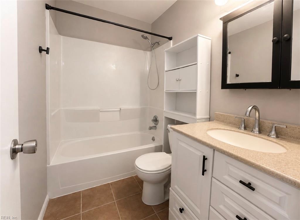 1430 Sierra Dr Property Photo 28
