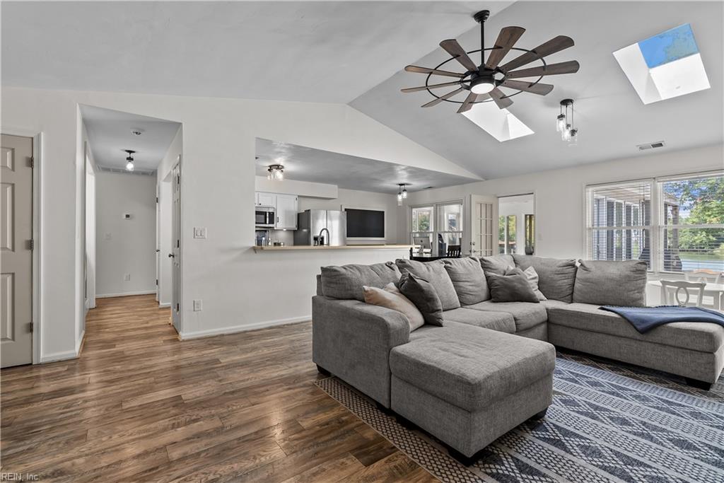 5532 Annandale Dr Property Photo 6