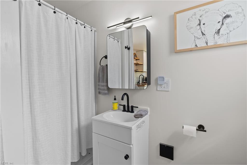 5532 Annandale Dr Property Photo 44