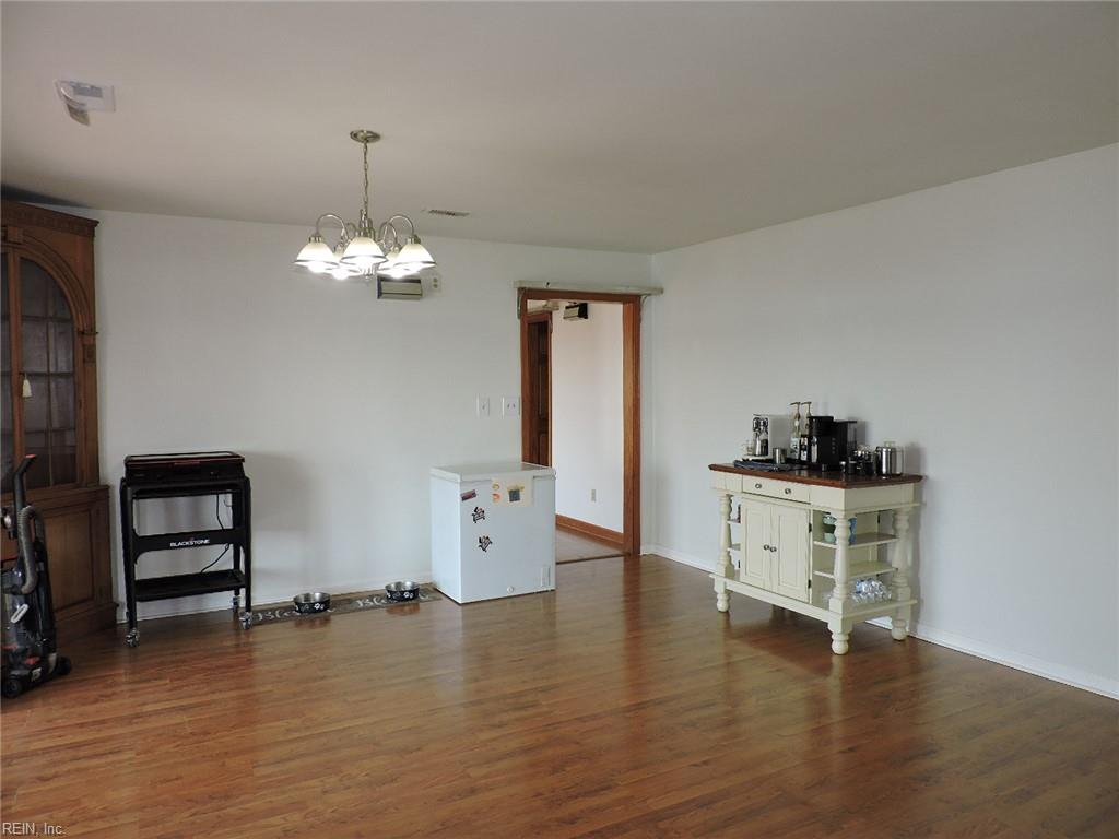 3789 Coates Ln Property Photo 12