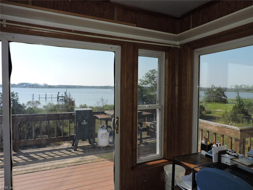 3789 Coates Ln Property Photo 15