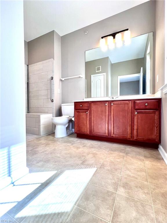 924 Southmoor Dr Property Photo 27