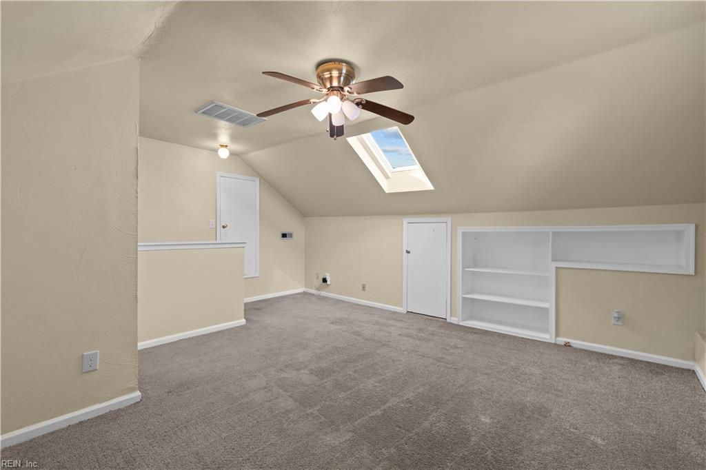 909 Portland St Property Photo 27