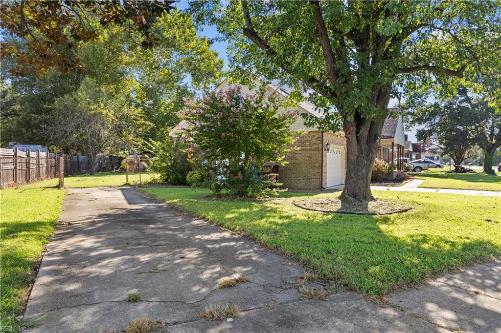 909 Portland St Property Photo 37