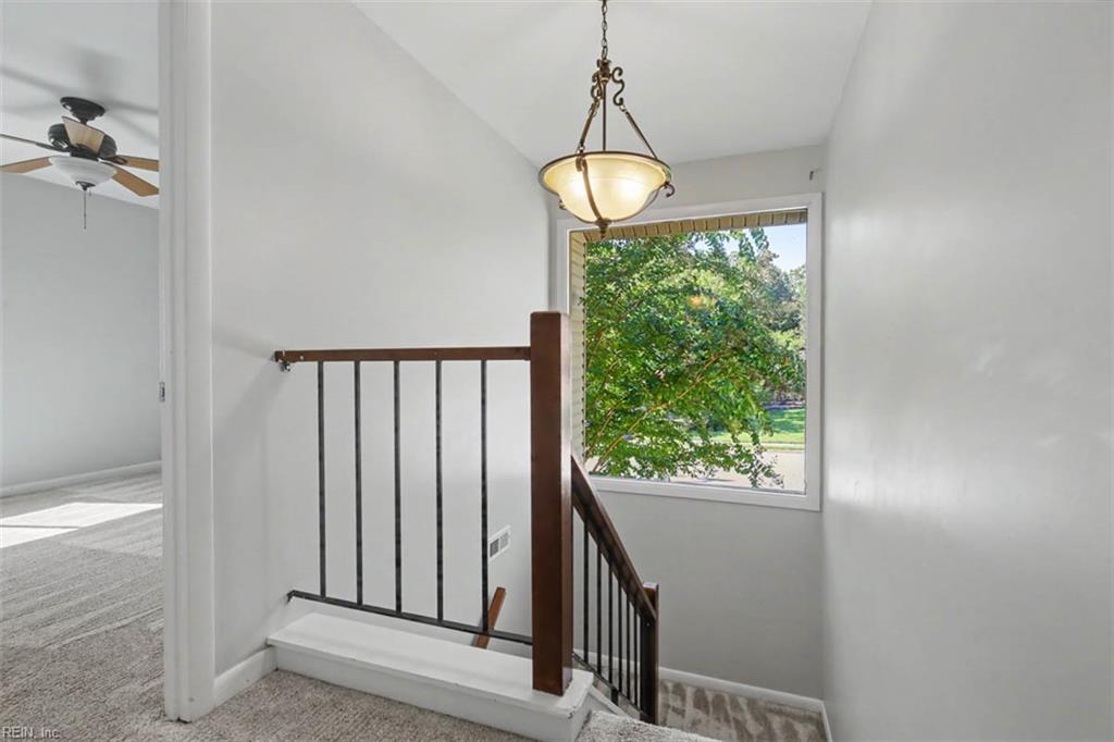 1330 Coral Pl Property Photo 12