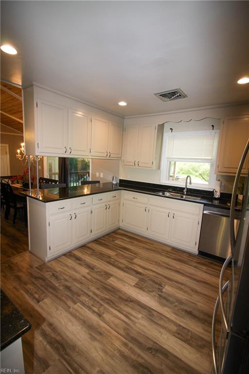 2708 Meadow Dr W Property Photo 11