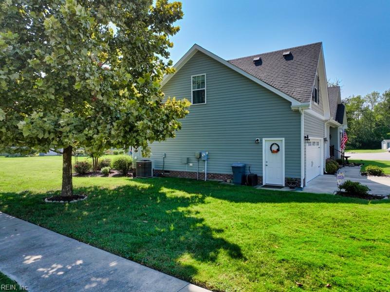 101 Sutryk Ct Property Photo 24