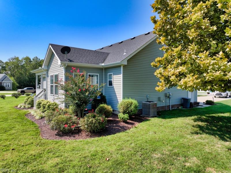 101 Sutryk Ct Property Photo 25