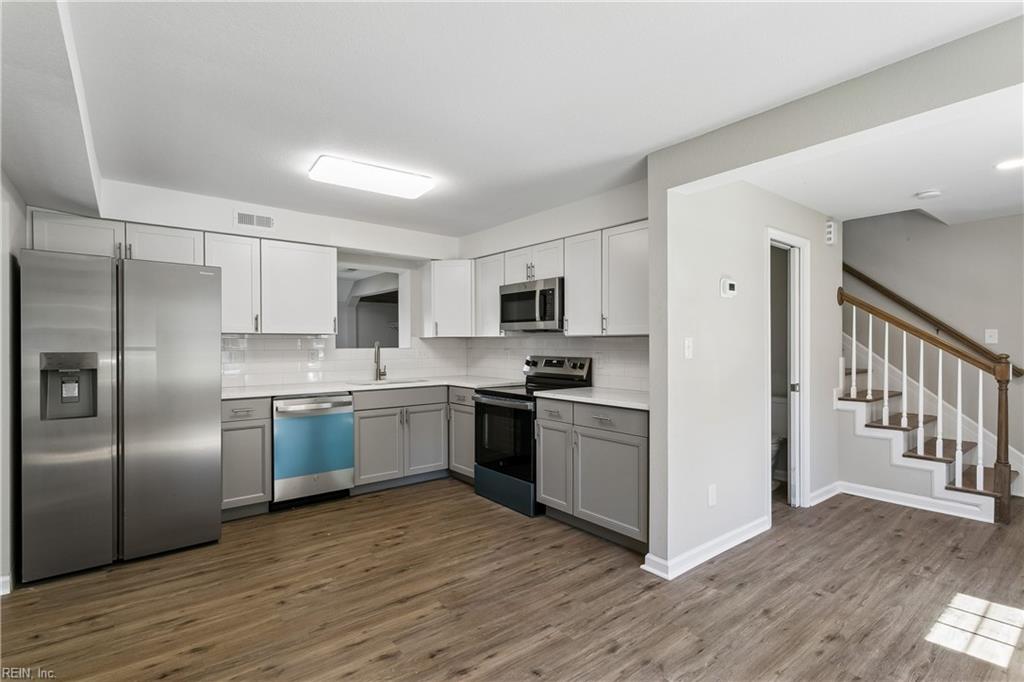 3 E Davis Rd Property Photo 7