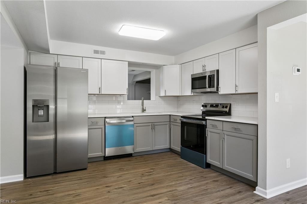 3 E Davis Rd Property Photo 9