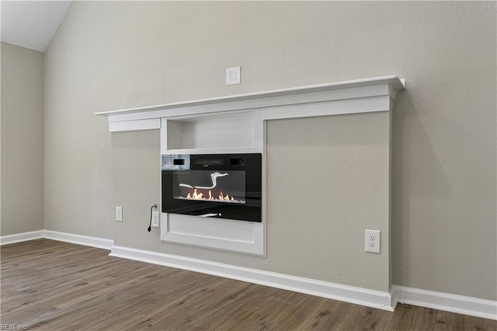 3 E Davis Rd Property Photo 16