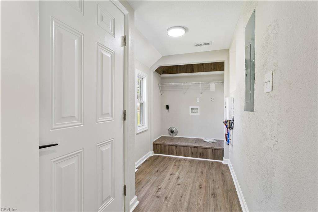 3 E Davis Rd Property Photo 22
