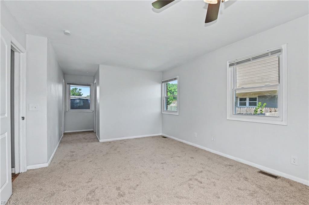 1102 Carrington Cres S Property Photo 14