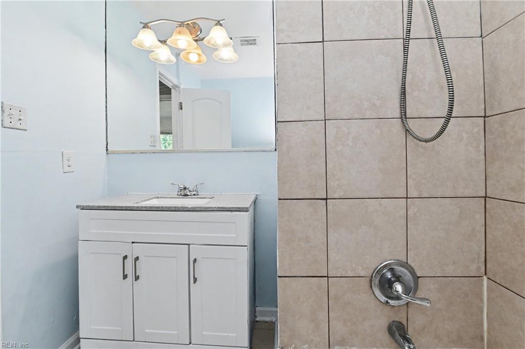 1102 Carrington Cres S Property Photo 21