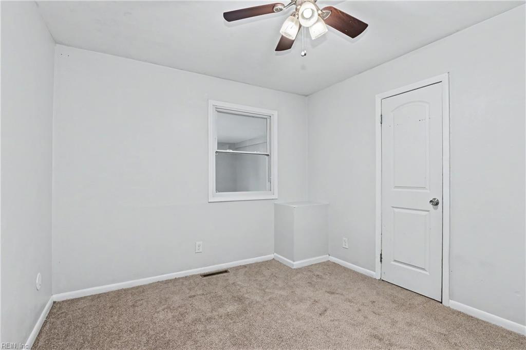 1102 Carrington Cres S Property Photo 28