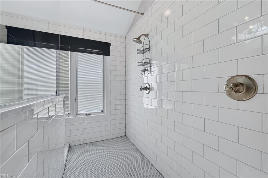 116 64th St Property Photo 35
