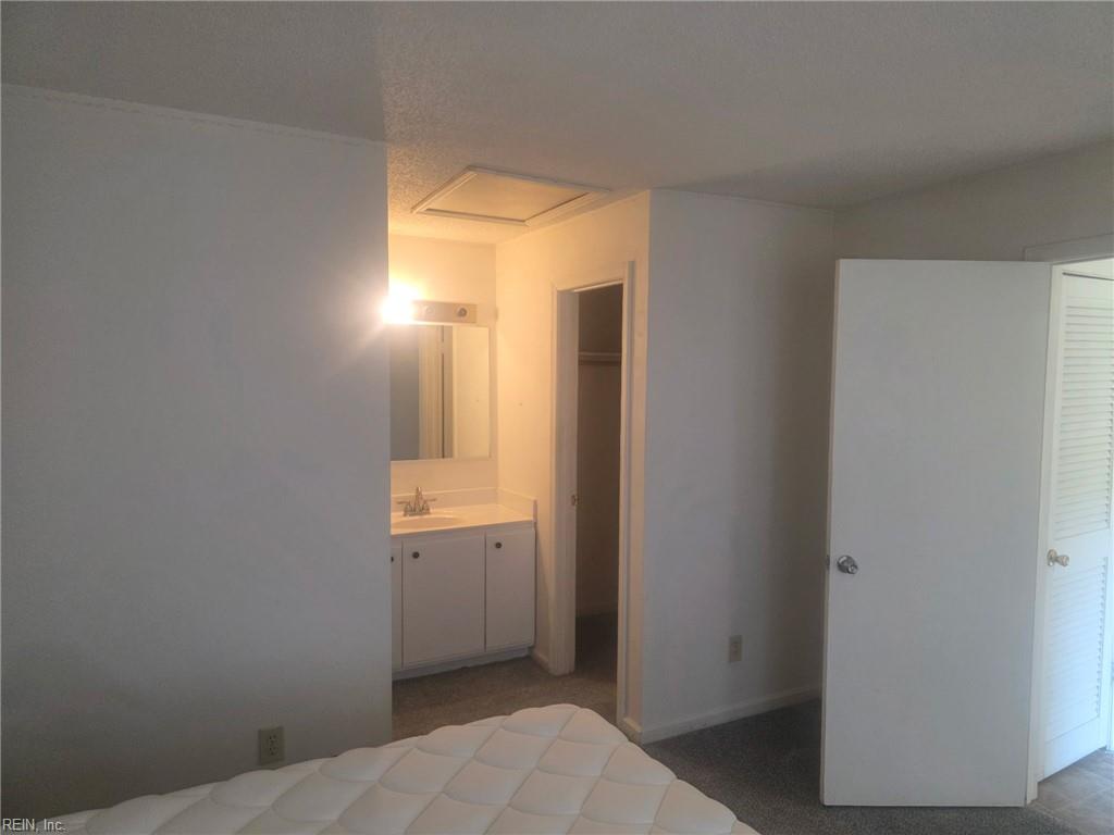535 Pineland Cir Property Photo 5
