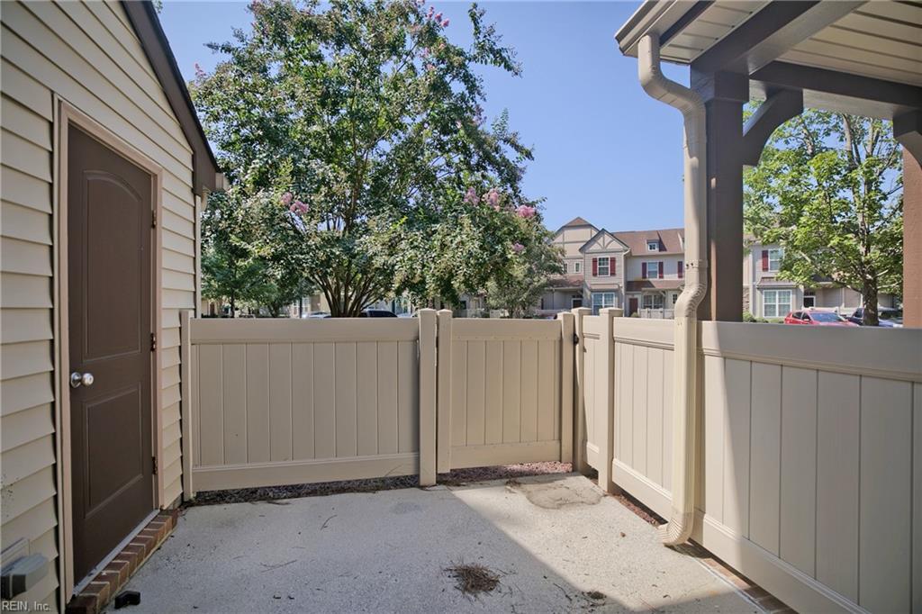 109 Herons Cv Property Photo 24
