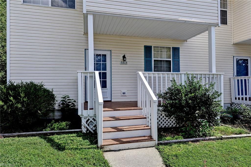 5313 Aden Ct Property Photo 3