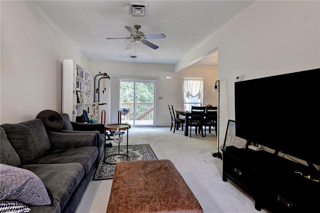 5313 Aden Ct Property Photo 6