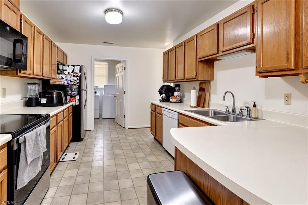 5313 Aden Ct Property Photo 13