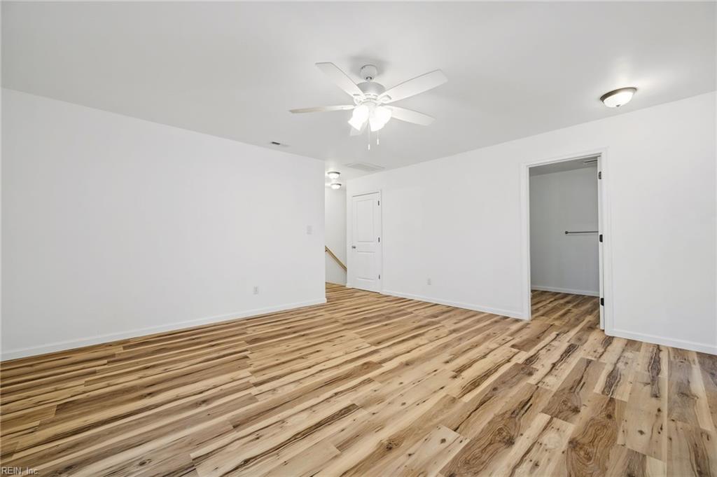 902 Center Ave Property Photo 7