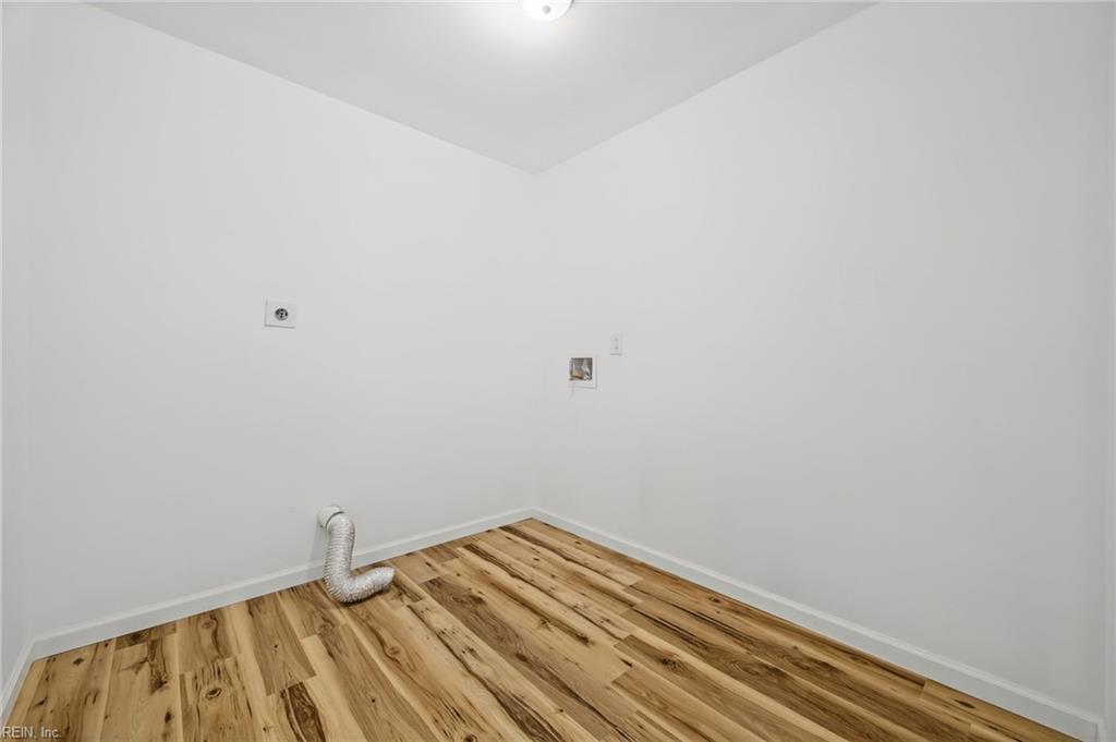 902 Center Ave Property Photo 33