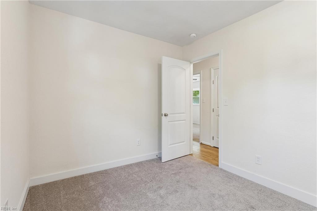 512 Dunning St Property Photo 18