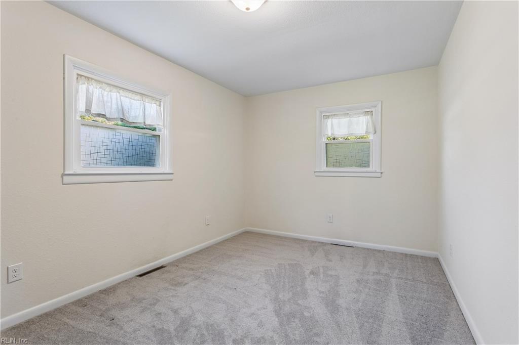 512 Dunning St Property Photo 19