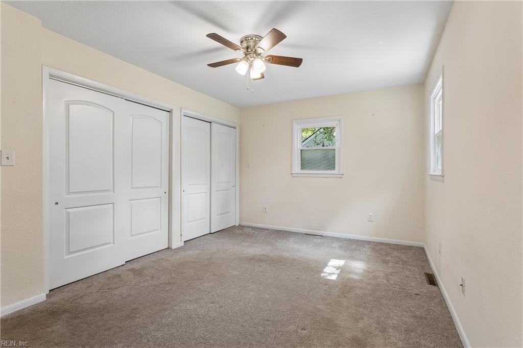 512 Dunning St Property Photo 23