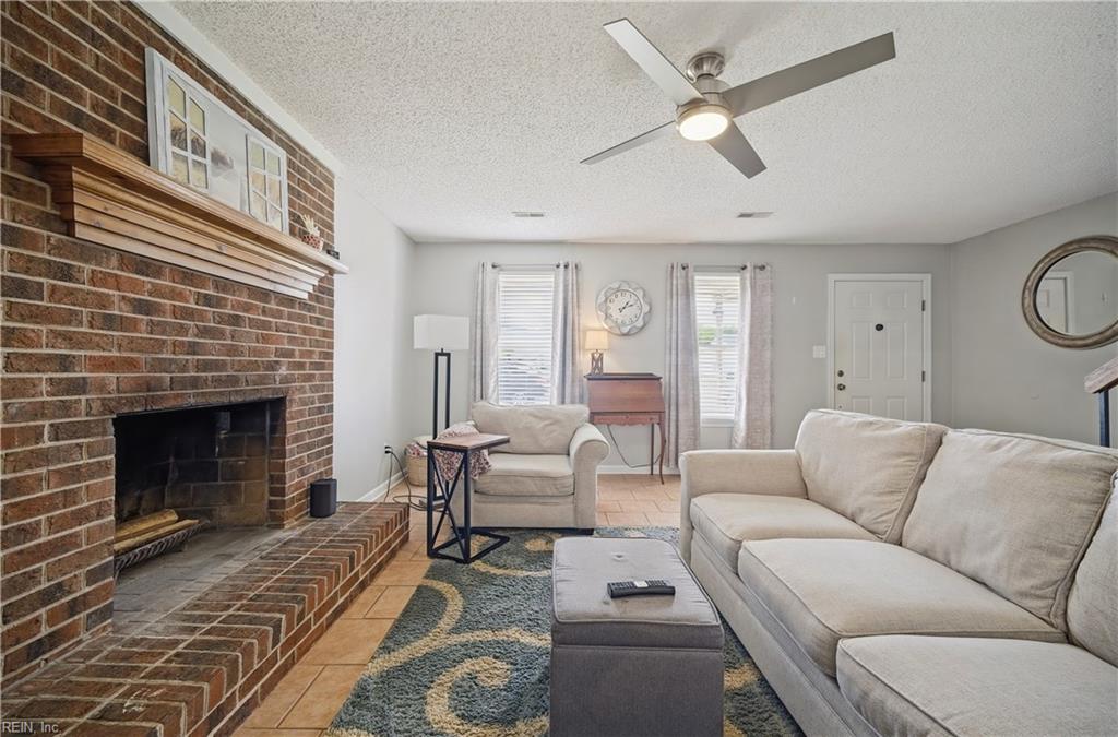 1616 Rechter Ct Property Photo 3