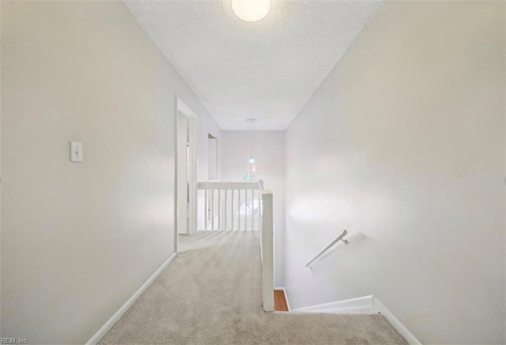 719 Waters Dr Property Photo 8