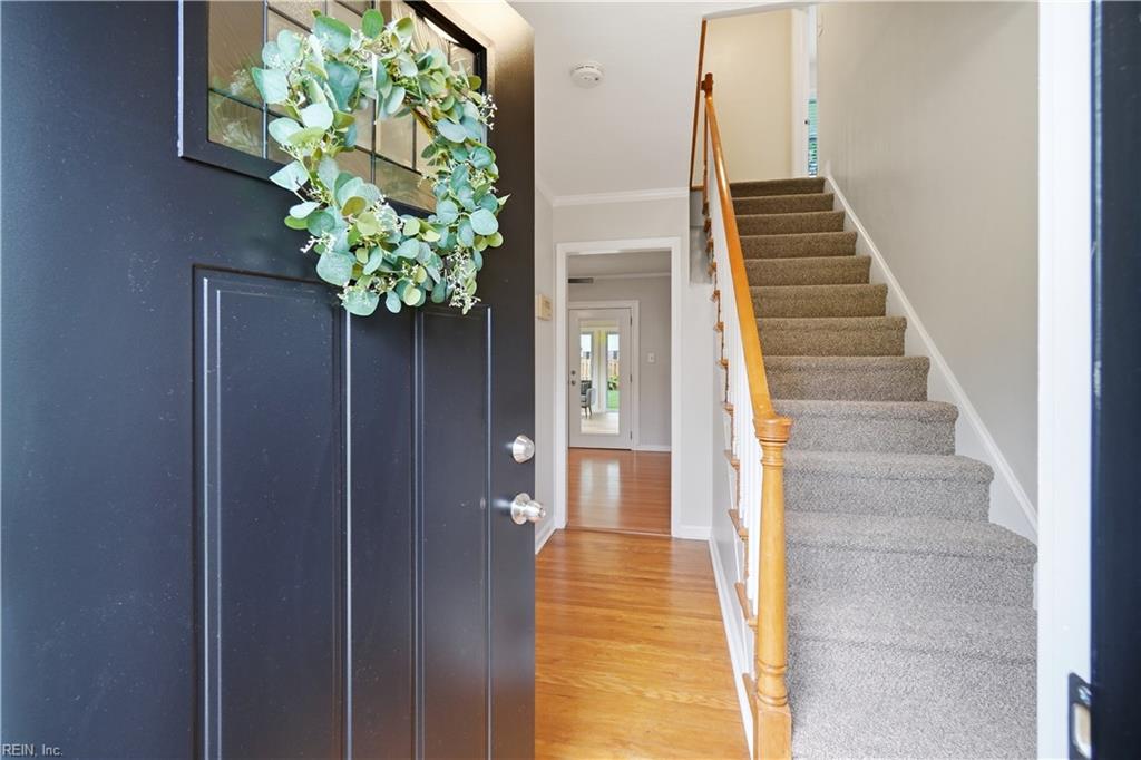705 Downing Ln Property Photo 3