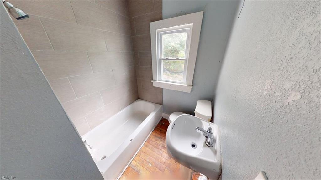 1618 Berkley Ave Property Photo 7