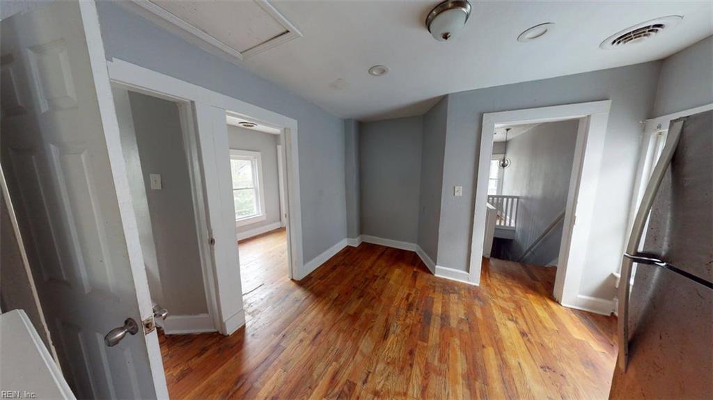 1618 Berkley Ave Property Photo 12