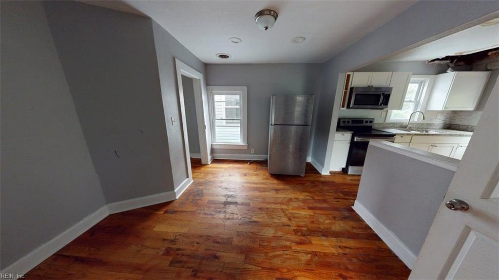1618 Berkley Ave Property Photo 18