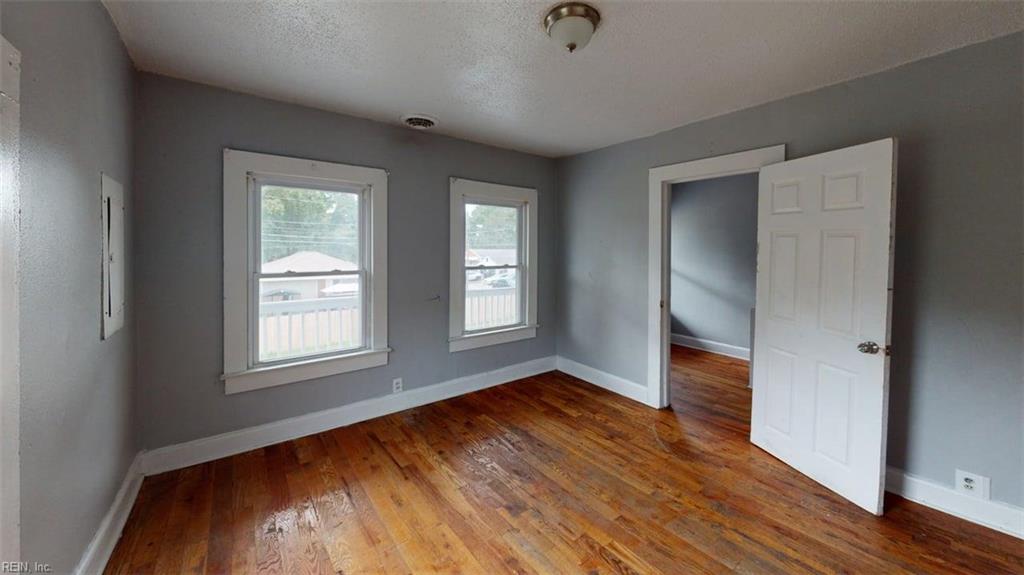 1618 Berkley Ave Property Photo 30