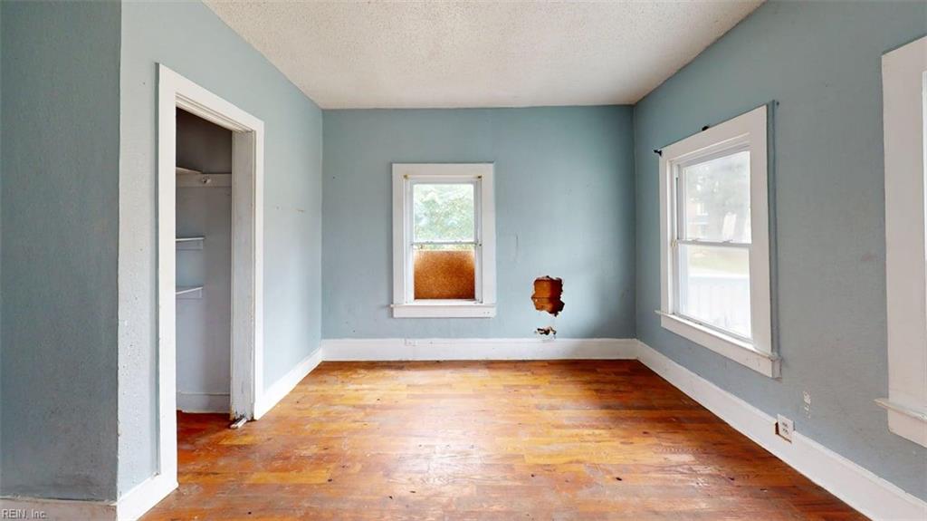 1618 Berkley Ave Property Photo 32