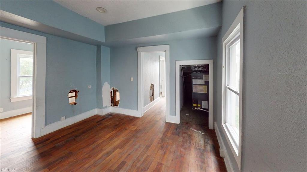 1618 Berkley Ave Property Photo 37